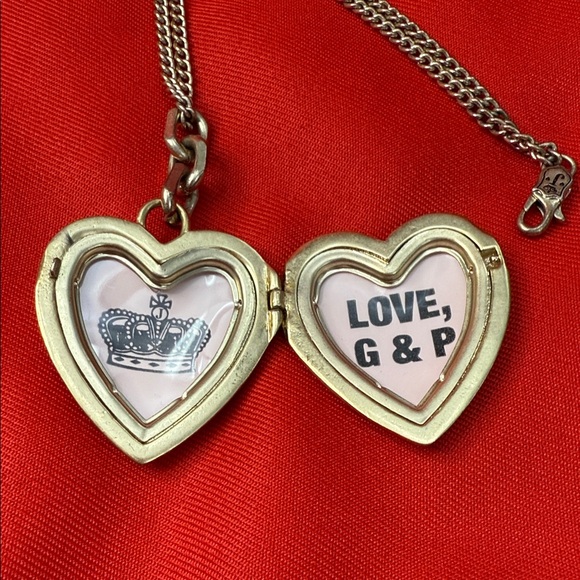 Juicy Couture Heart Shaped Locket with Crown - Picture 4 of 5